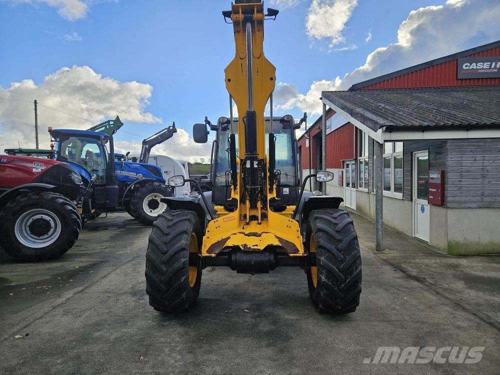 JCB TM320S Teleskopski viličari