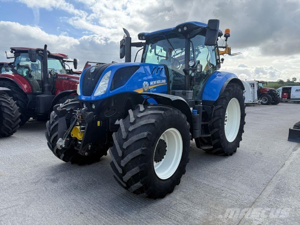 New Holland T7.230 Traktori