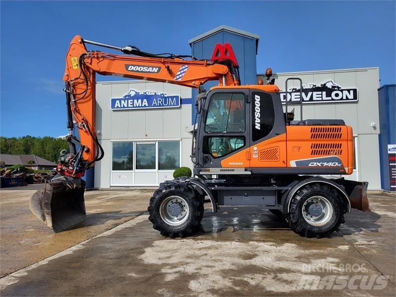 Doosan DX140W-5 Bageri na kotačima