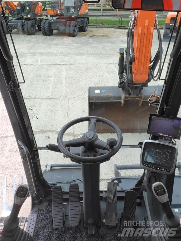 Doosan DX140W-5 Bageri na kotačima