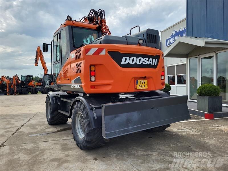 Doosan DX165W-5 Bageri na kotačima