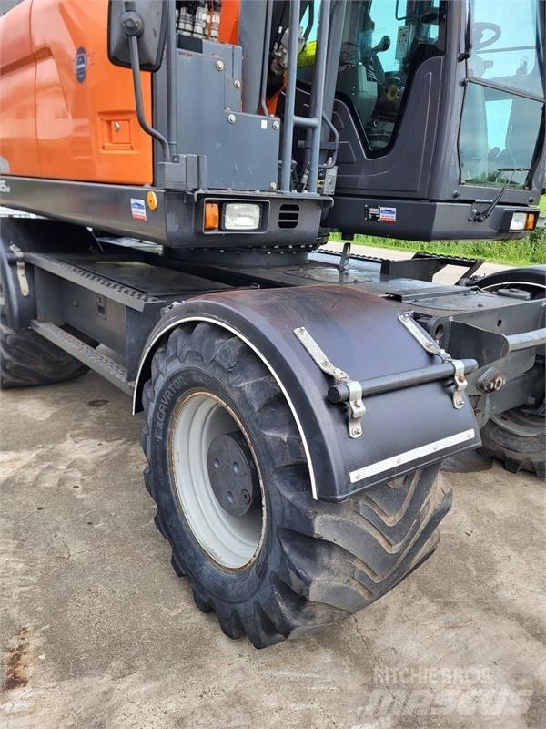 Doosan DX165W-5 Bageri na kotačima