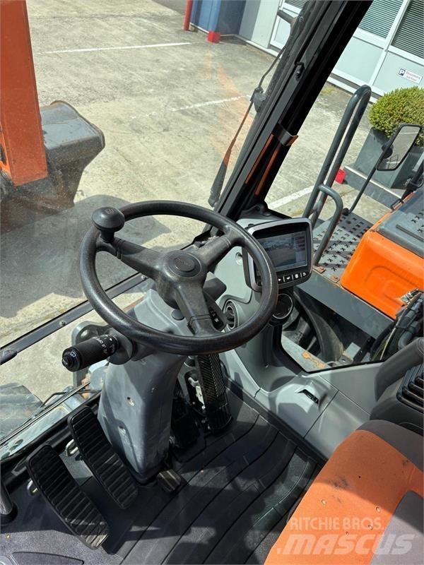 Doosan DX170W-5 Bageri na kotačima