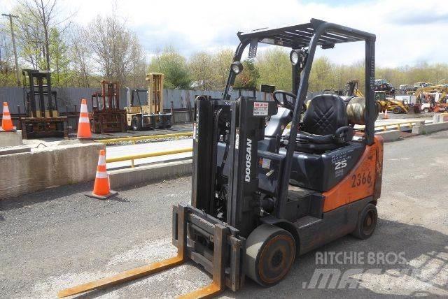 Doosan GC25P-5 Viličari - ostalo