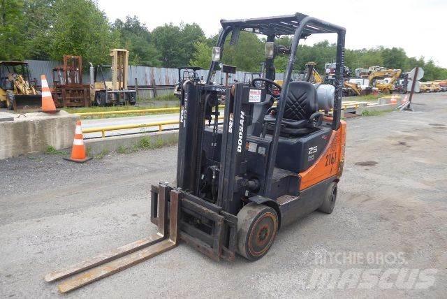 Doosan GC25P-5 Viličari - ostalo