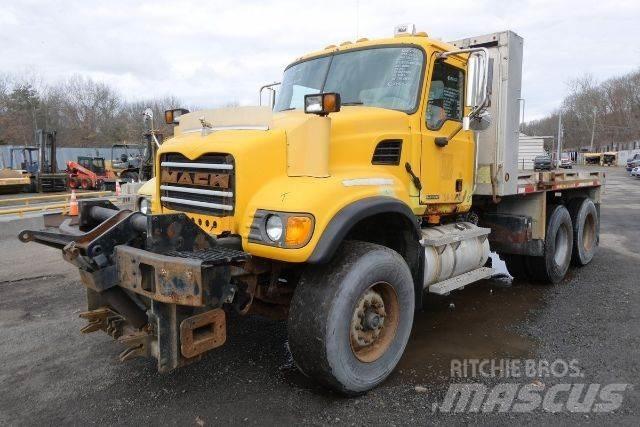 Mack CV713 Kamioni sa otvorenim sandukom