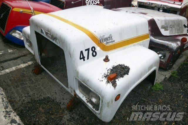 Mack R690T Druge komponente