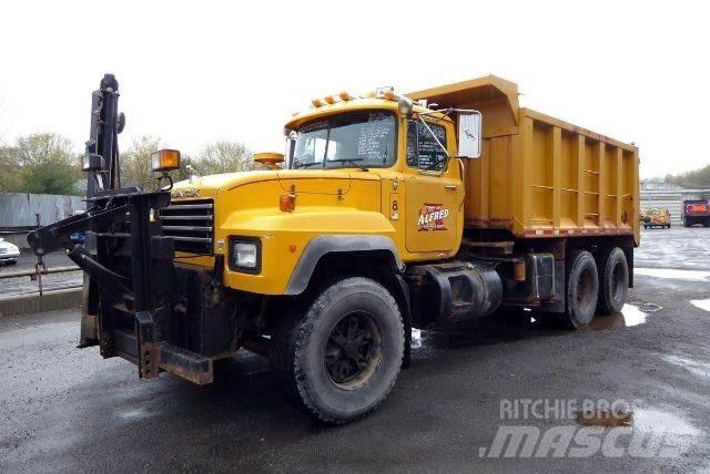 Mack RD690S Kiper kamioni