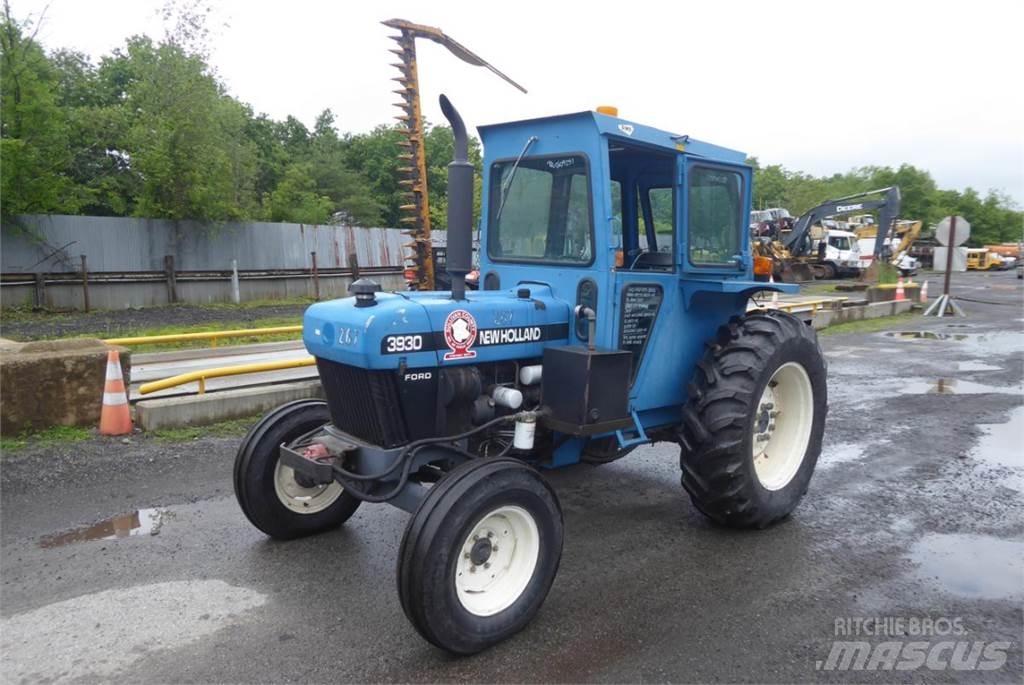 New Holland 3930 Traktori