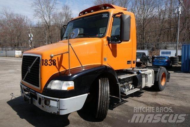 Volvo VNM42T Kamioni-šasije