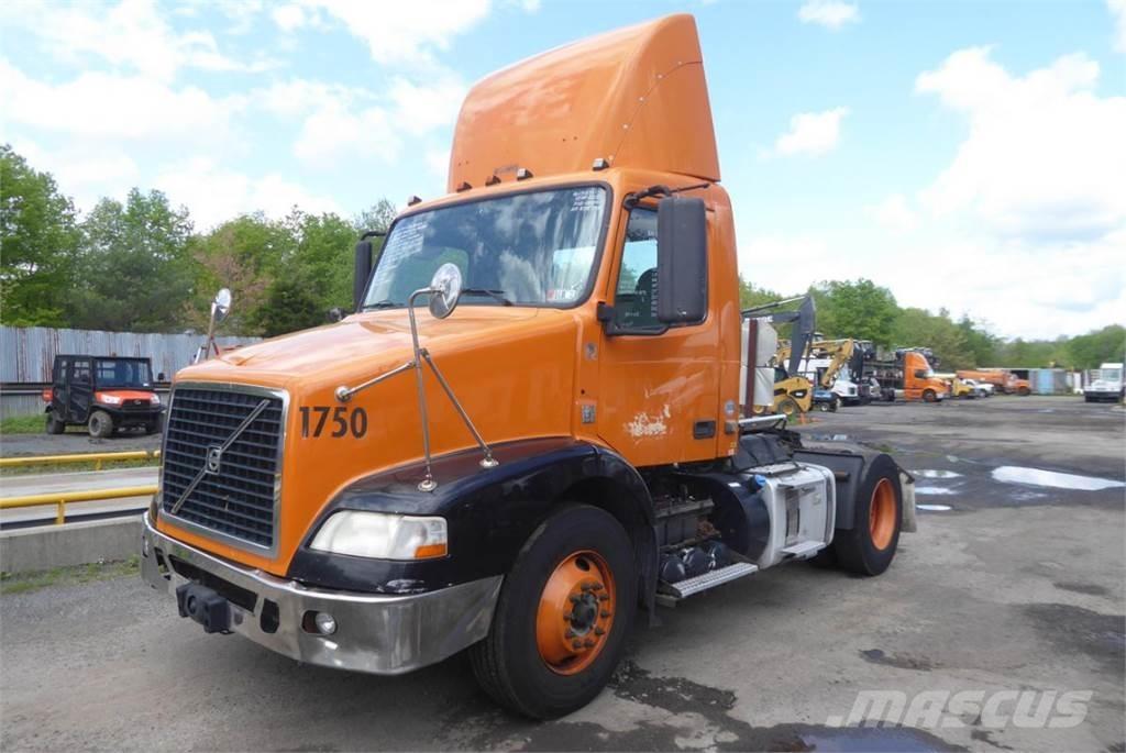 Volvo VNM42T Kamioni-šasije
