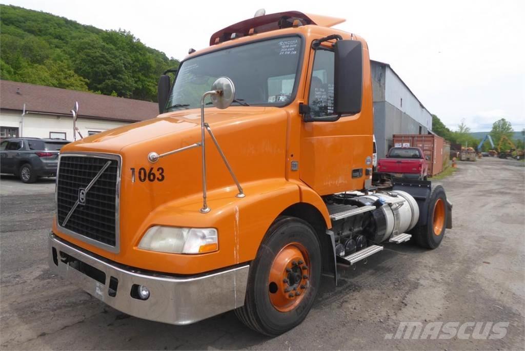 Volvo VNM42T Kamioni-šasije