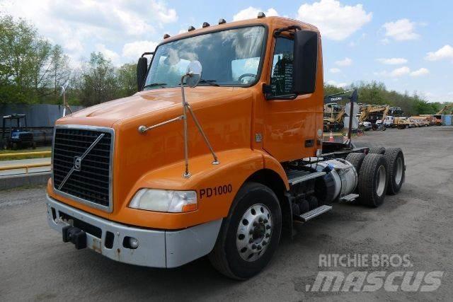 Volvo VNM64T Kamioni-šasije