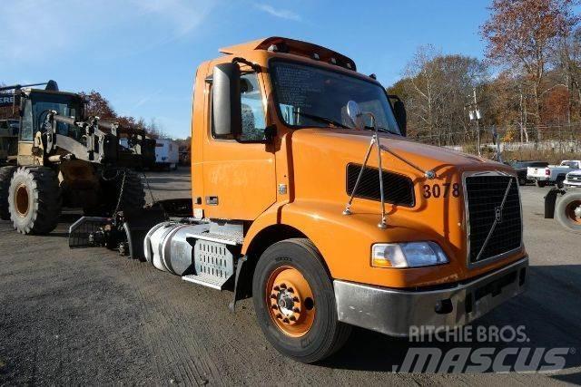 Volvo VNM64T Kamioni-šasije