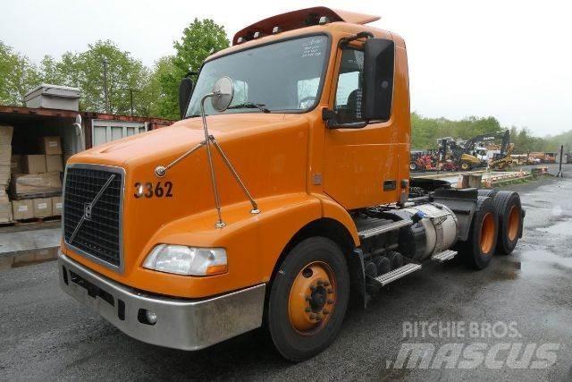 Volvo VNM64T Kamioni-šasije