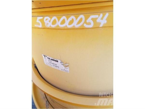 Volvo A25G Gume, kotači i naplatci
