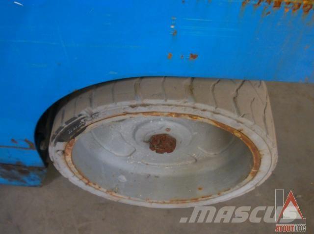 Genie GS-4047 Zglobne podizne platforme