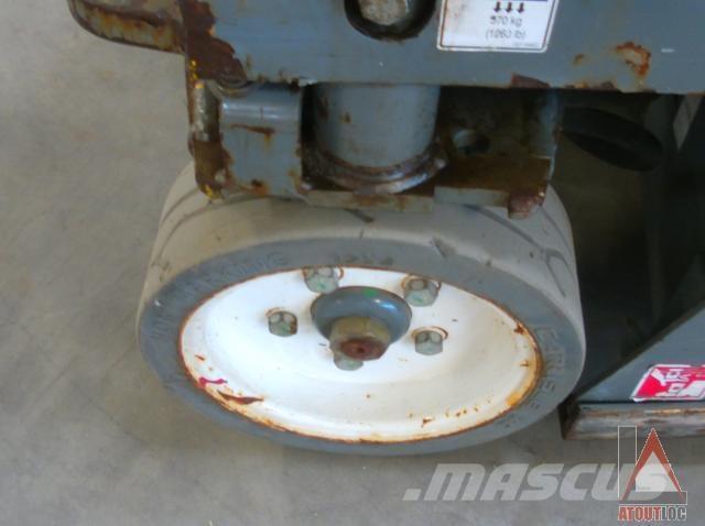 SkyJack SJ3219 Zglobne podizne platforme