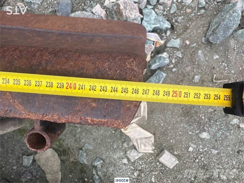 CAT 312 Bageri na kotačima