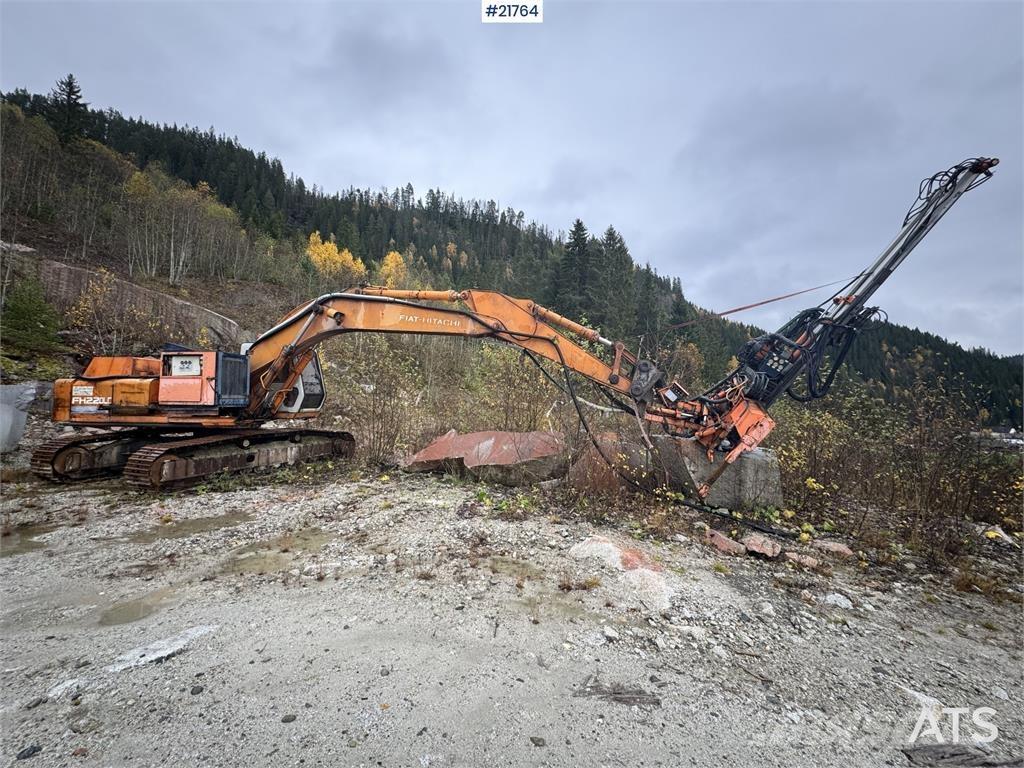 Hitachi FH 220 LC Bageri gusjeničari