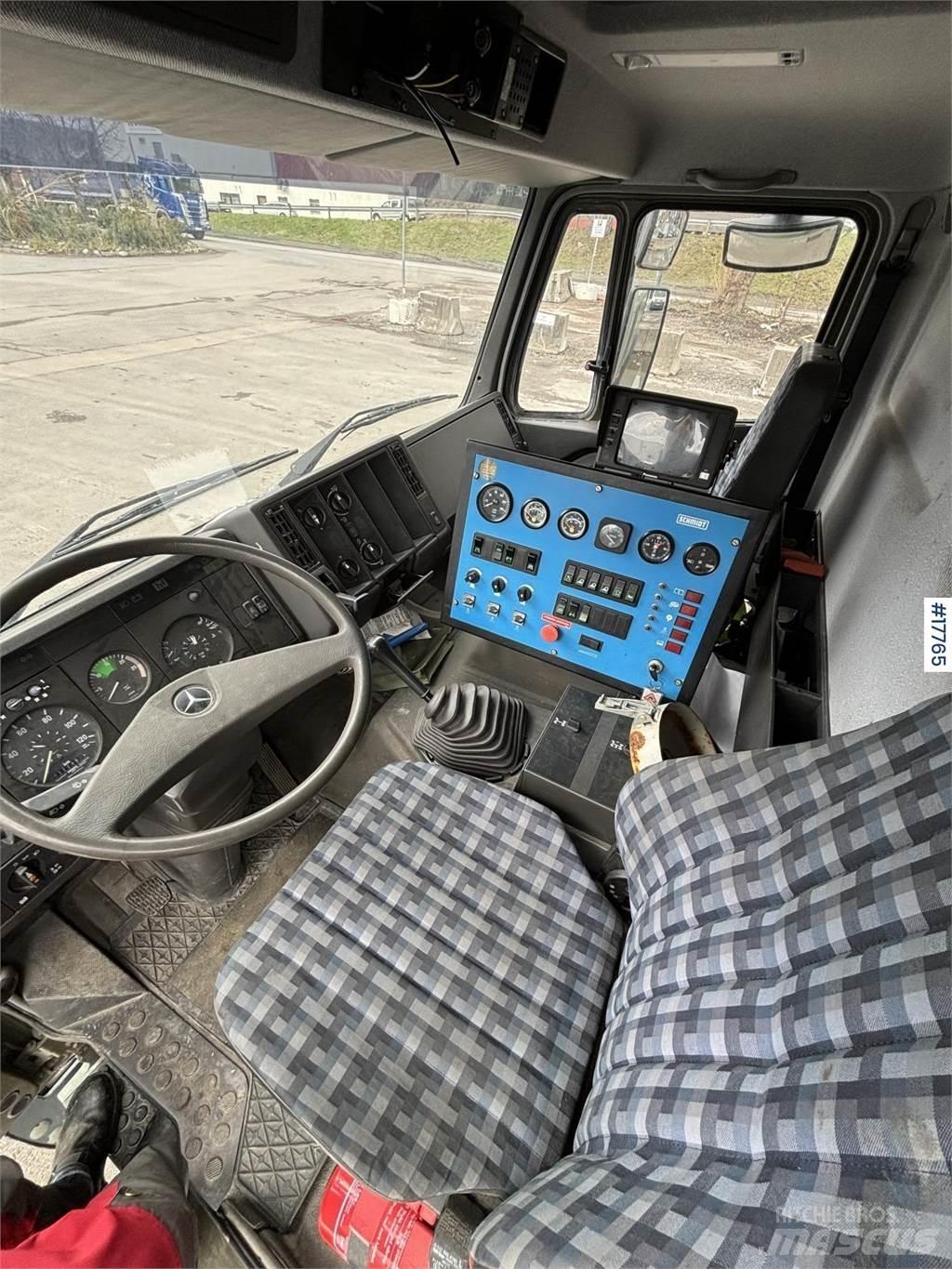 Mercedes-Benz 1824 Kamioni za čišćenje ulica