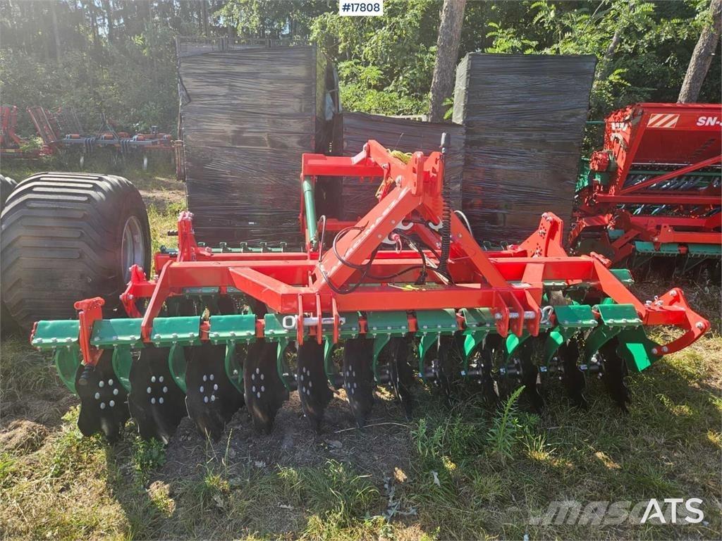 Agromasz AT30 Tanjurače