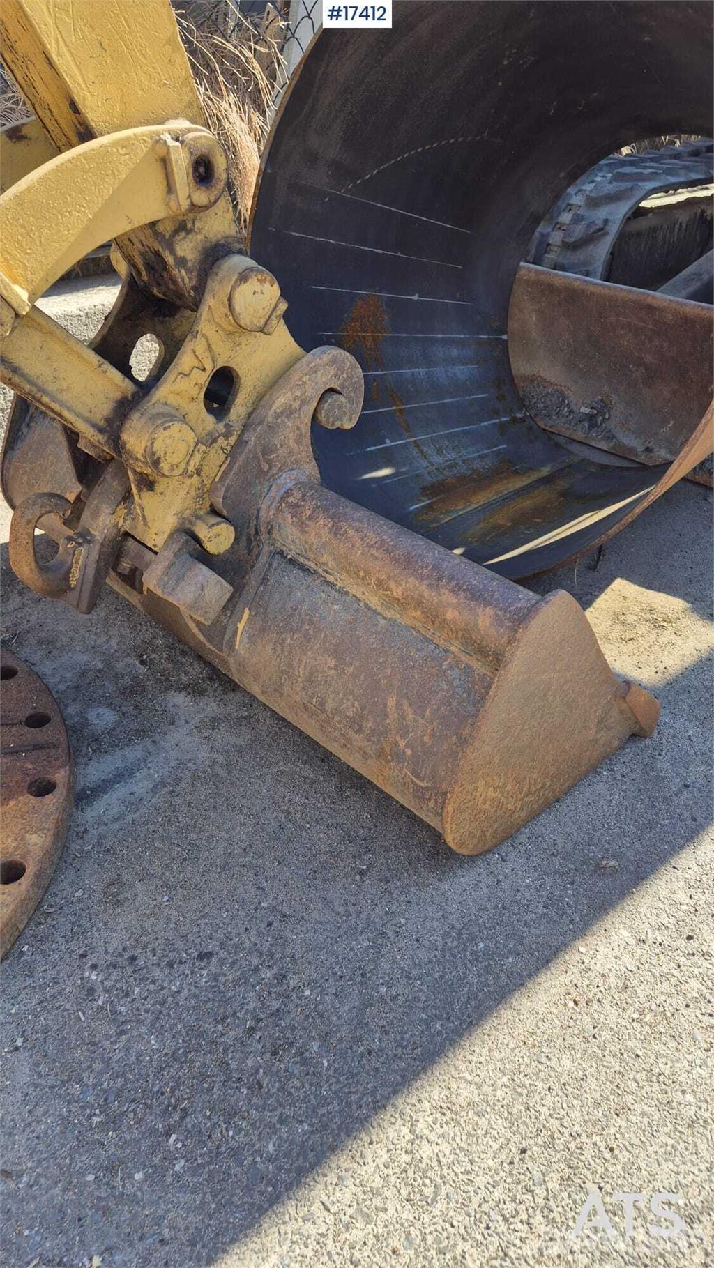 CAT 302.5 Mini bageri <7t