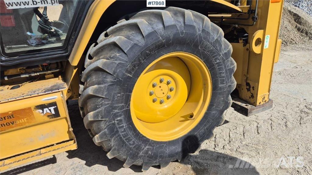 CAT 424D Utovarni rovokopači