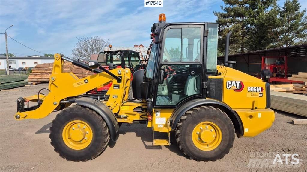 CAT 906M Utovarivači na kotačima