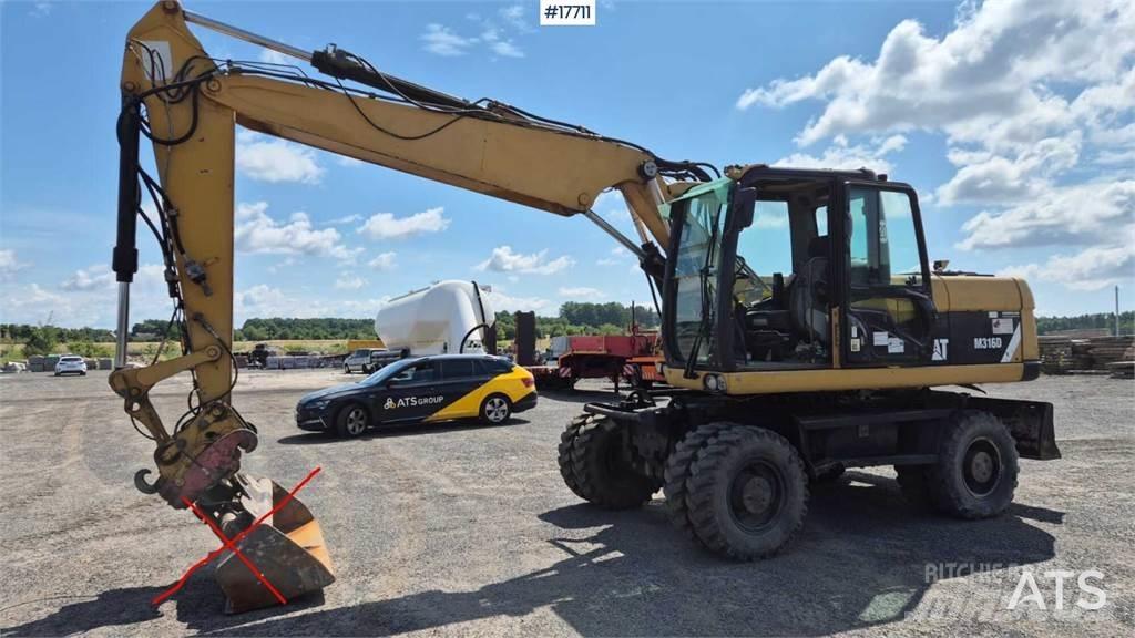 CAT M316D Bageri na kotačima