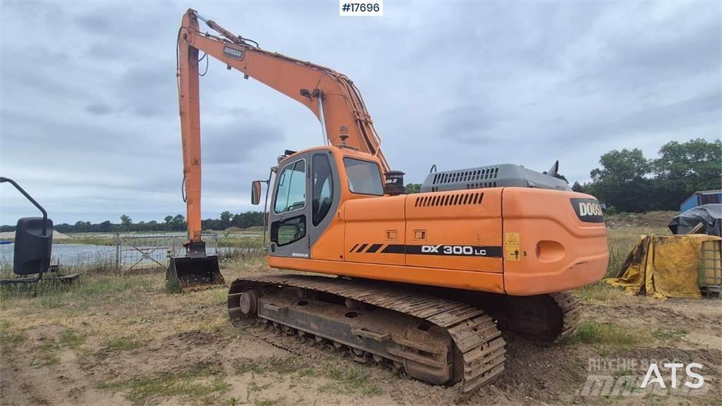 Doosan DX 300 LC Bageri gusjeničari