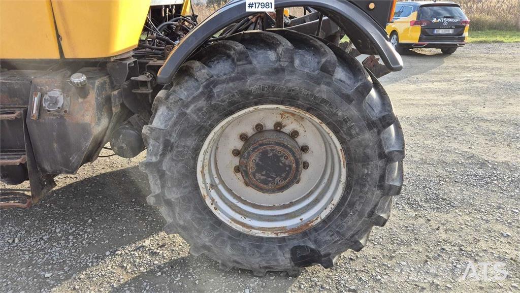 JCB FASTTRACK 3185 Traktori