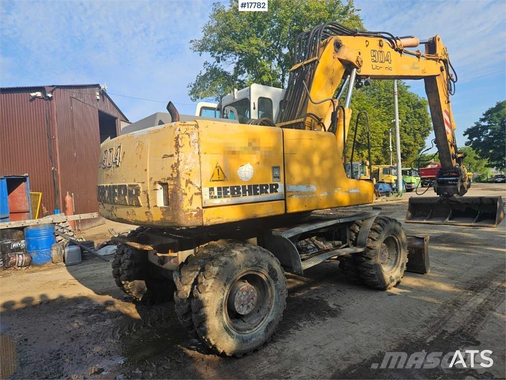 Liebherr A 904 Bageri na kotačima