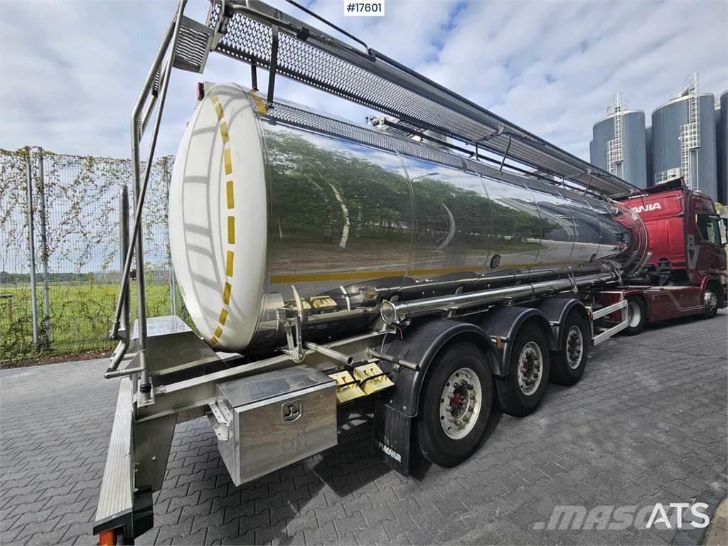 Magyar 6 Ms 2B6 07 Tanker poluprikolice