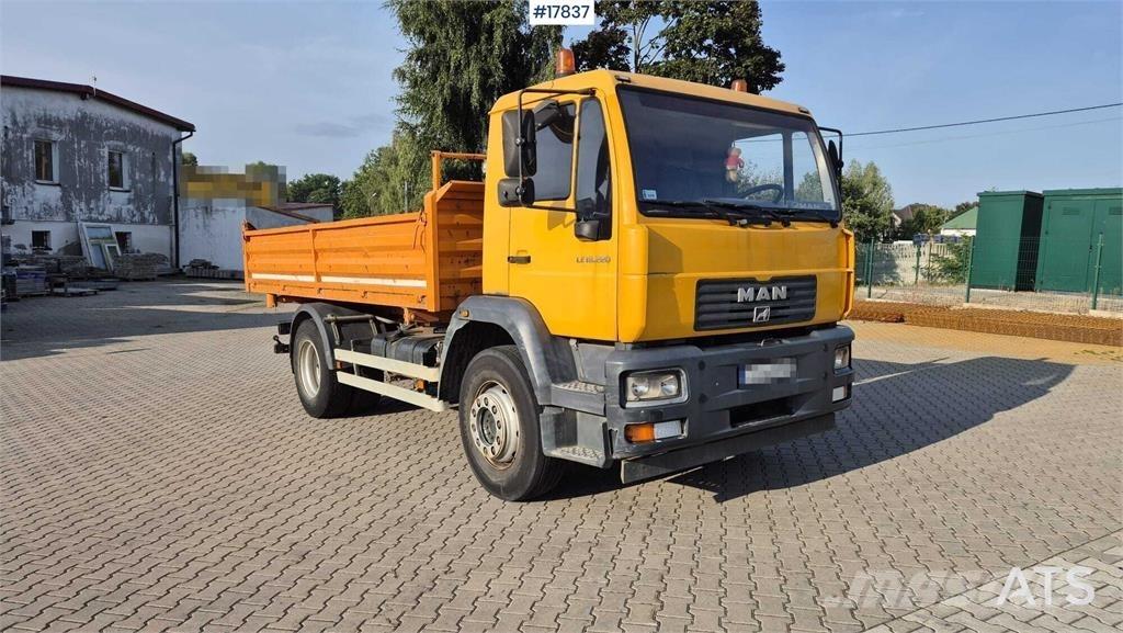 MAN 18.225 LC Kiper kamioni