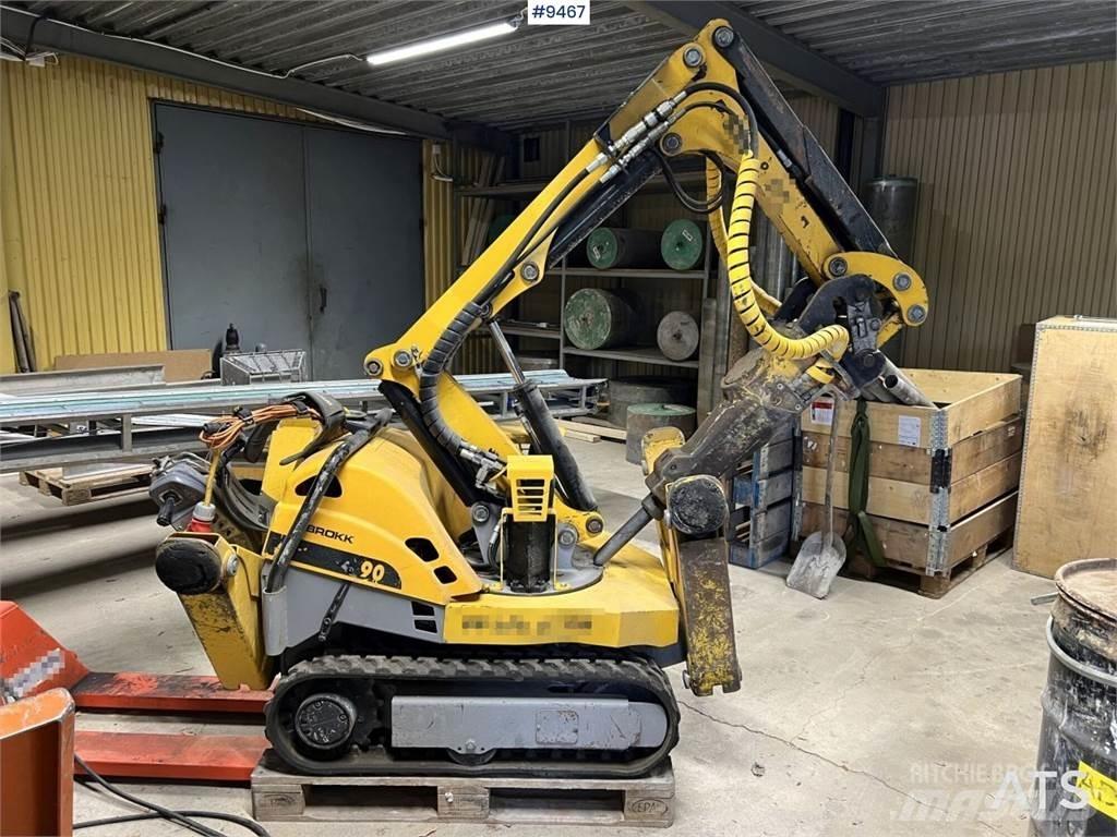 Brokk 90 Građevinarstvo – ostalo