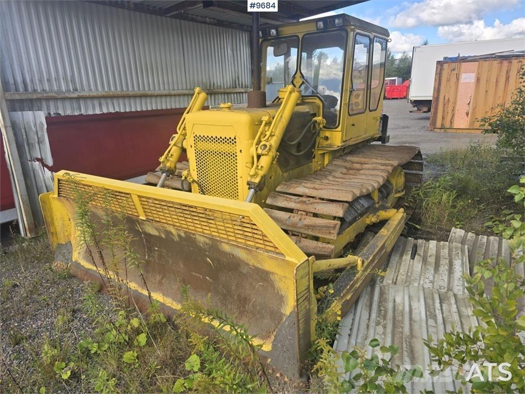 CAT D4D LGP Buldožeri gusjeničari