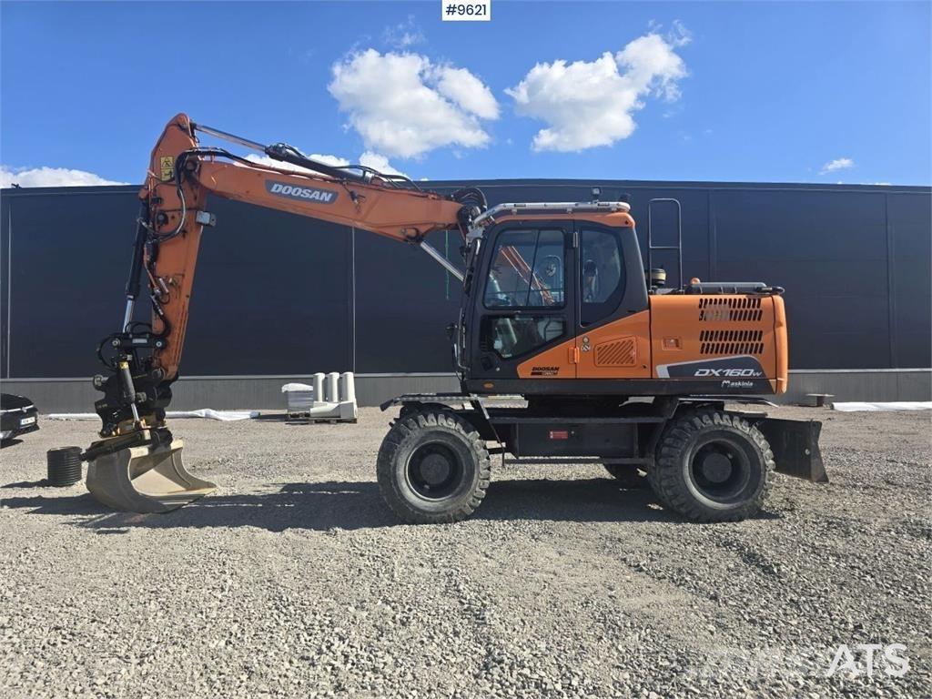 Doosan DX160W-5 Bageri na kotačima