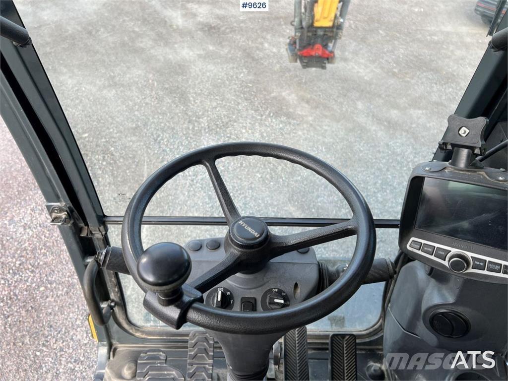 Hyundai 140W-9A Bageri na kotačima