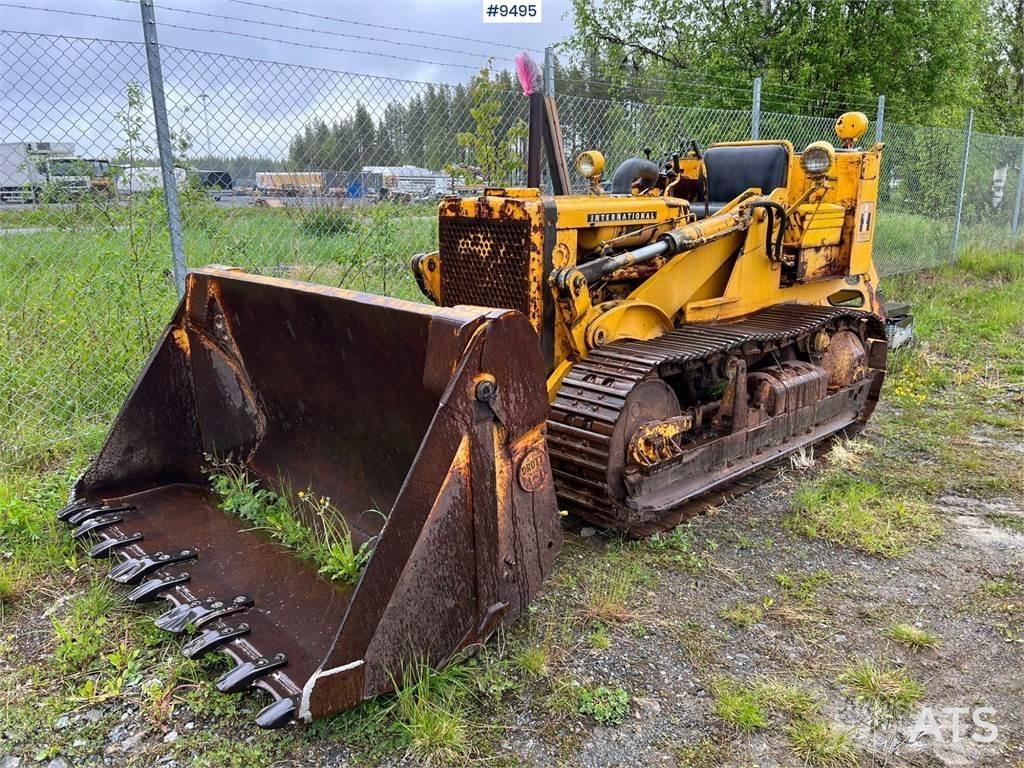 International L125 Buldožeri gusjeničari