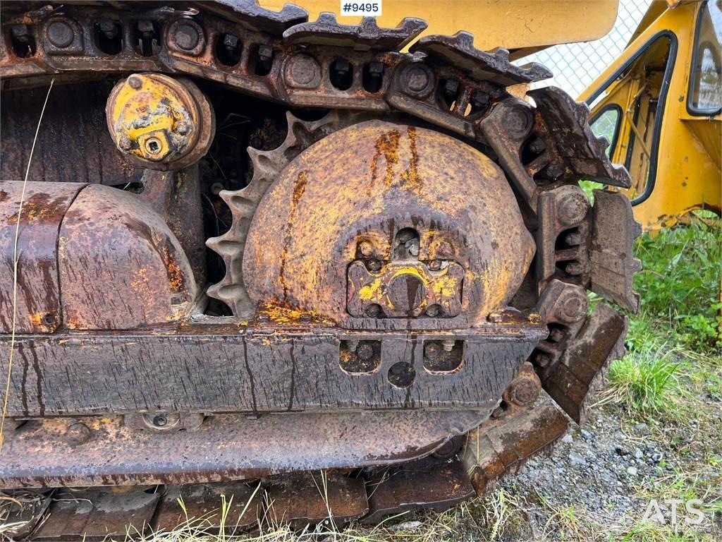 International L125 Buldožeri gusjeničari