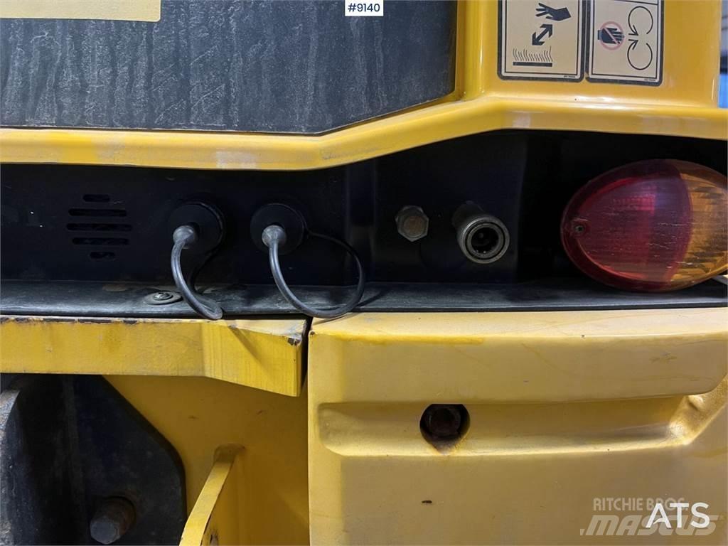 JCB 409 T4 Buldožeri na kotačima