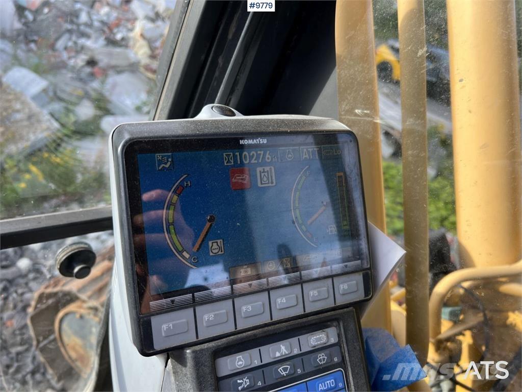 Komatsu PC210LC-8 Bageri gusjeničari