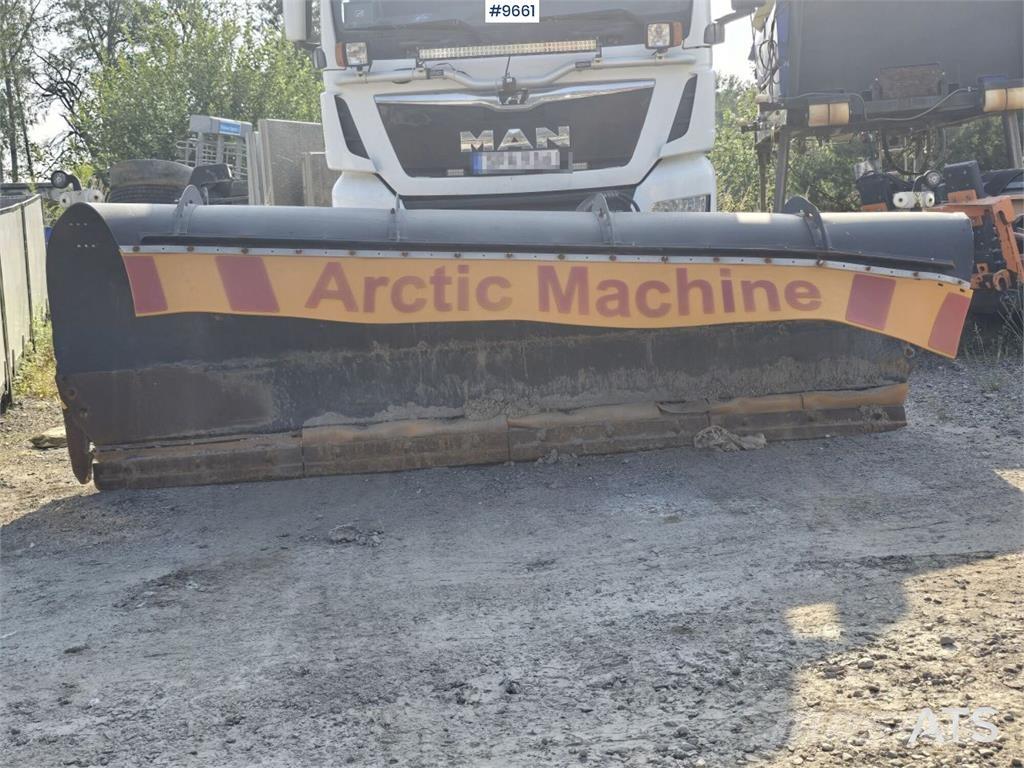 MAN TGX 25.500 Rol kiper kamioni s kukama za dizanje