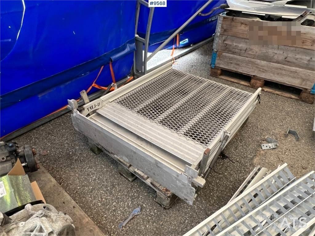  Ramp U-lift Dodaci za strojeve za upravljanje tovarom