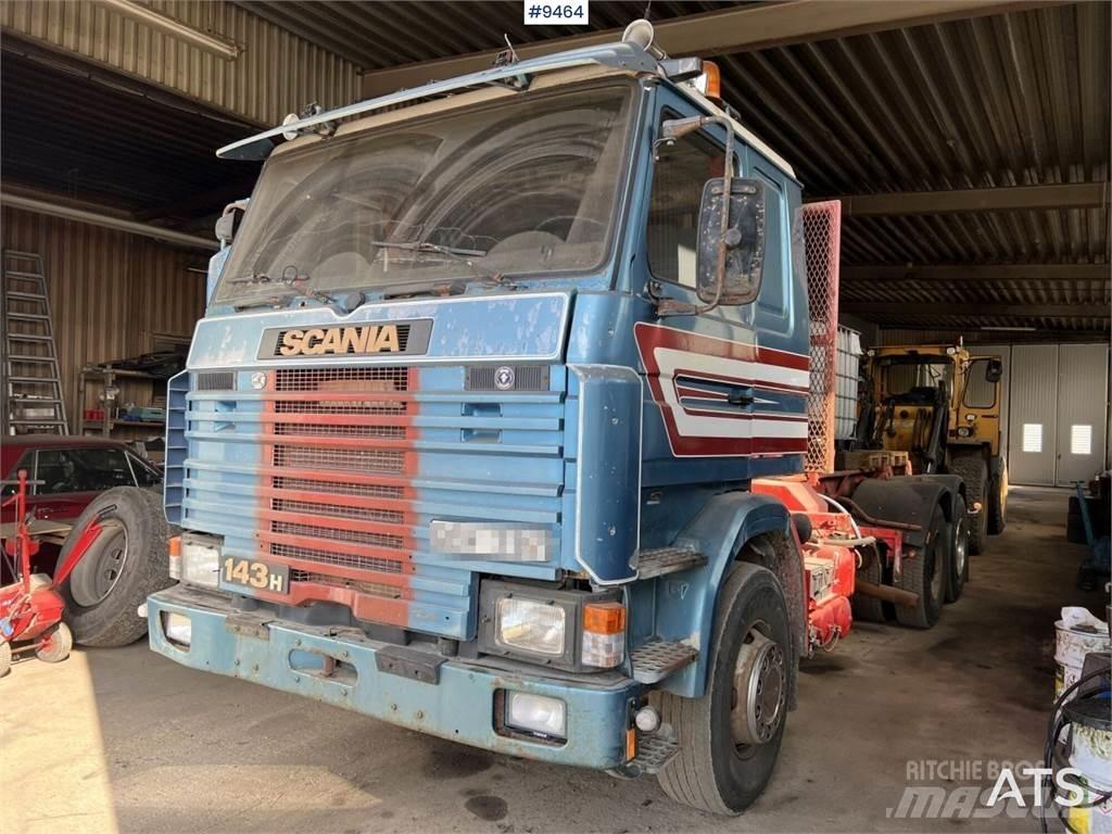 Scania R143 Rol kiper kamioni s kukama za dizanje