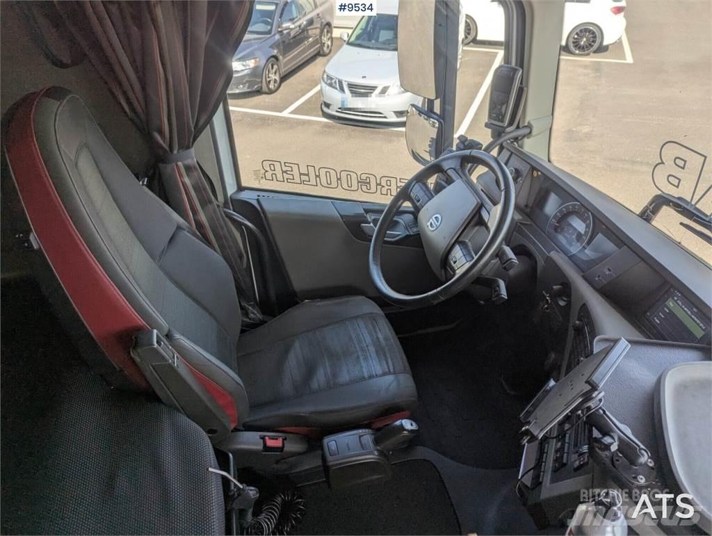 Volvo FH 84TR Rol kiper kamioni s kukama za dizanje