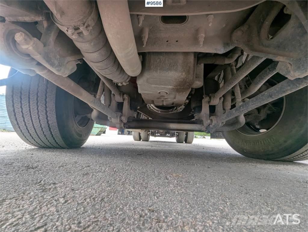 Volvo FM 420 Rol kiper kamioni s kukama za dizanje