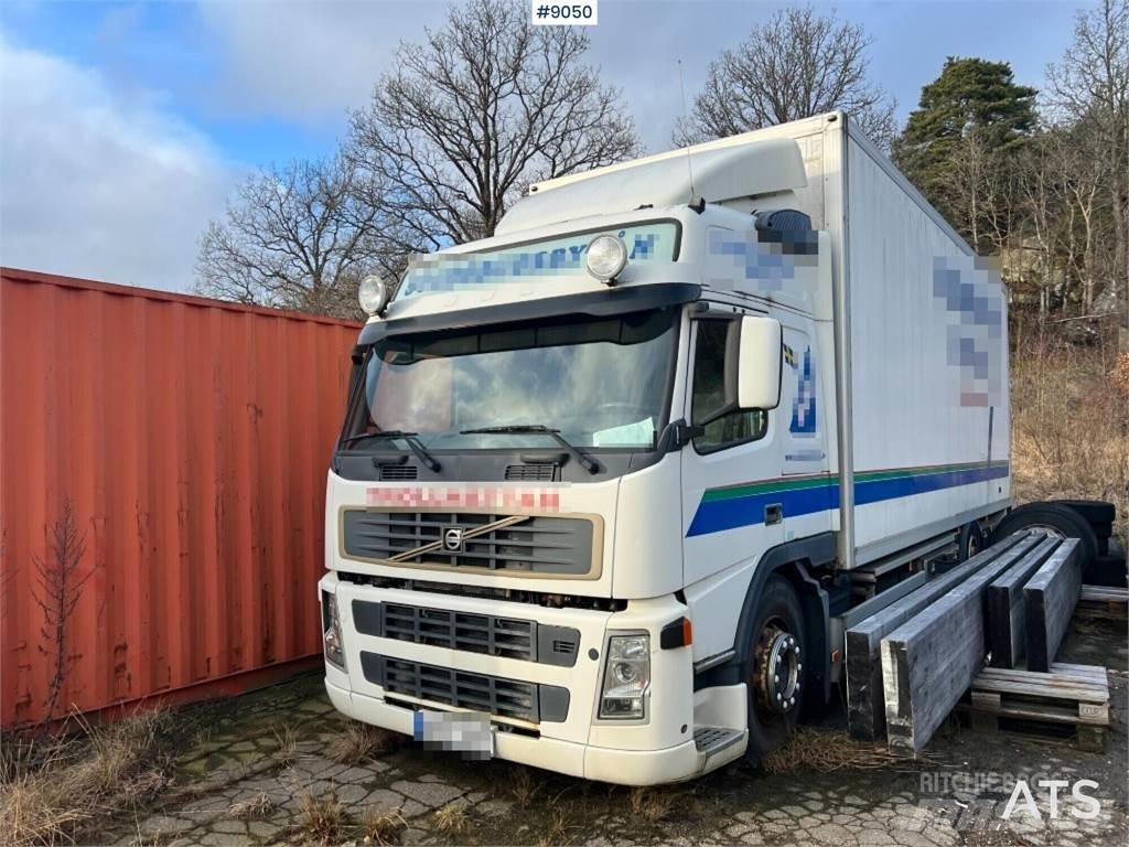 Volvo FM9 4X2 Sanduk kamioni