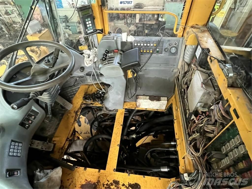 Volvo L220D Buldožeri na kotačima